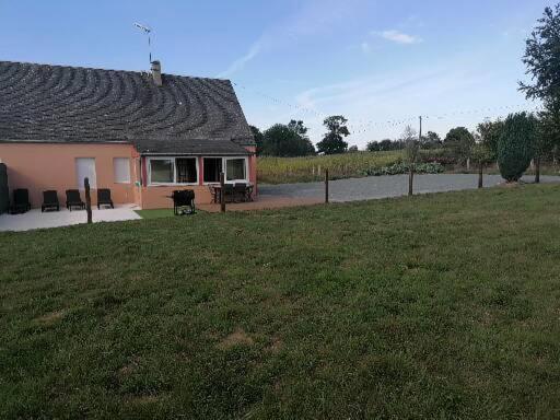 Gite De La Courtoisie Gavray-sur-Sienne Exterior photo